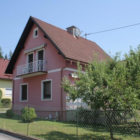 Modern Apartment With Garden Near The Petzen Ski Area In Eberndorf Carinthia エクステリア 写真