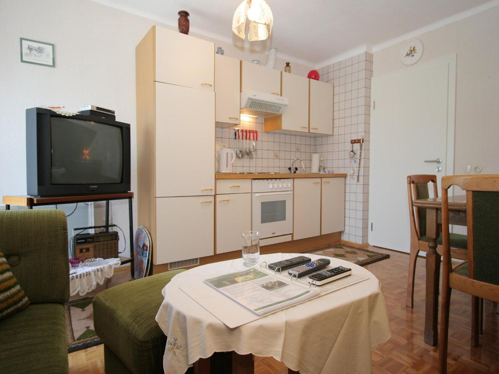 Modern Apartment With Garden Near The Petzen Ski Area In Eberndorf Carinthia エクステリア 写真